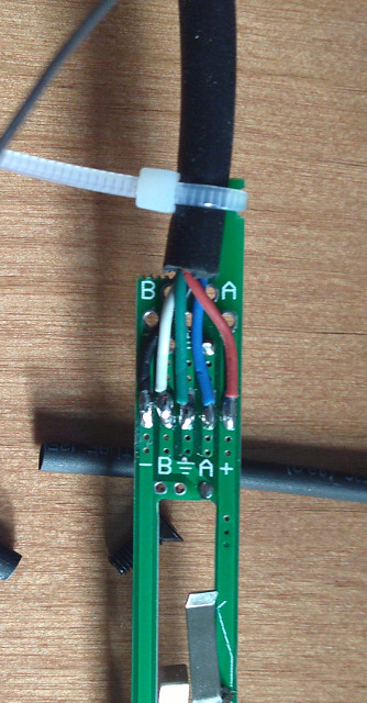 [handle cable soldered to the handle PCB]